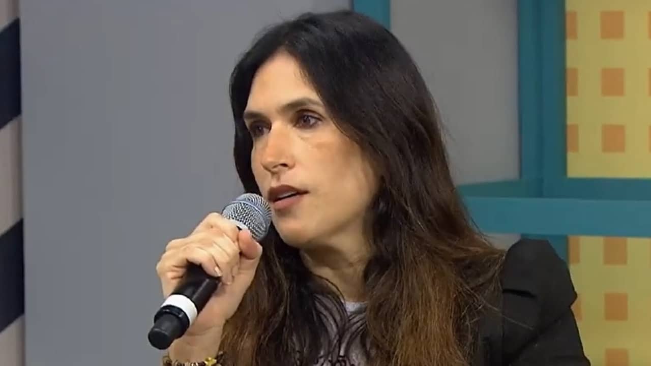 Apos aplicar diversos golpes na propria mae atriz falece ao