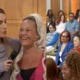 Patricia Poeta fica espantada com atitude de mulher da plateia.webp