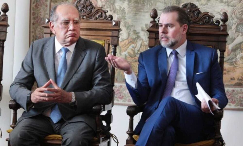 Estadão critica “exageros e arroubos” de ministros do STF 37 ministros gilmar mendes e dias toffoli 1000x600.jpg