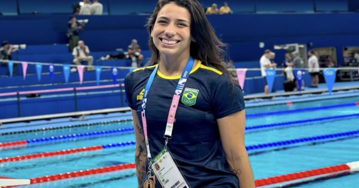 Quem é a jovem nadadora do time brasileiro que foi expulsa após ter sido flagrada fazendo algo errado com o namorado 31 FN+
