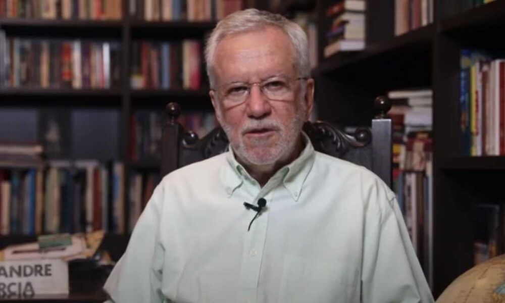 Garcia critica Lula por comentário sobre heranças: 'Quer Arrancar Mais 37 alexandre garcia 1 1000x600.jpg