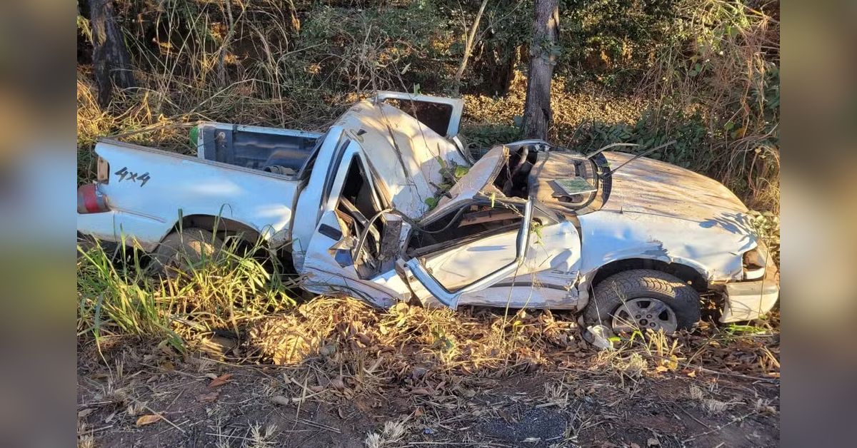 Acidente envolvendo três veículos deixa vítimas fatais e mobiliza os socorristas do Corpo de Bombeiros 31 FN+