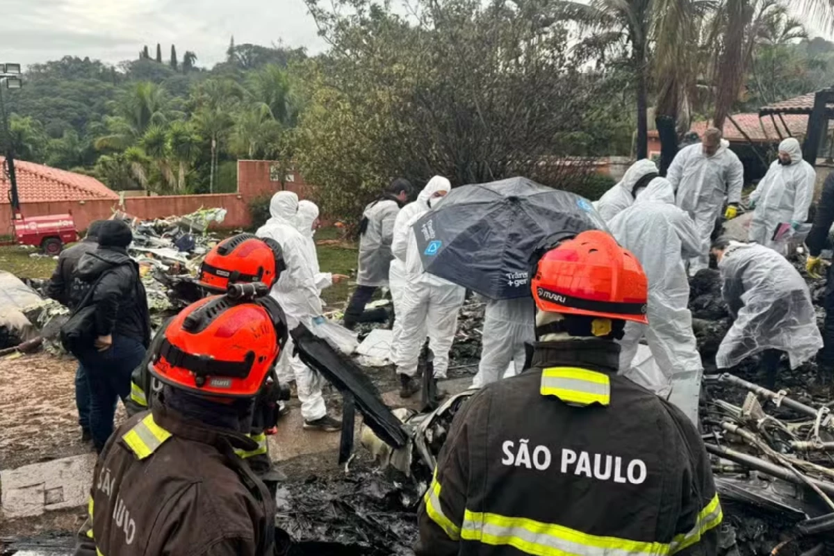 Além das 62 pessoas, corpo de outra vítima é achado nos destroços do avião; relato comove: ‘cada um ajudou’ 31 1News Brasil