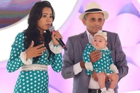 Lembra da Stefhany Absoluta, que foi detonada após casar com idoso rico? Ela está irreconhecível 47 Lembra da Stefhany Absoluta que foi detonada apos casar com