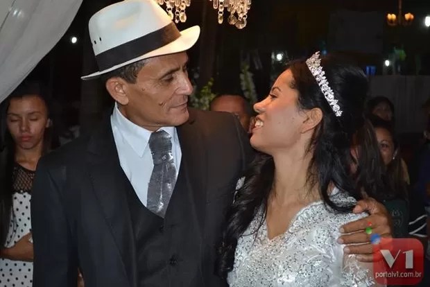 Lembra da Stefhany Absoluta, que foi detonada após casar com idoso rico? Ela está irreconhecível 51 Lembra da Stefhany Absoluta que foi detonada apos casar com.webp