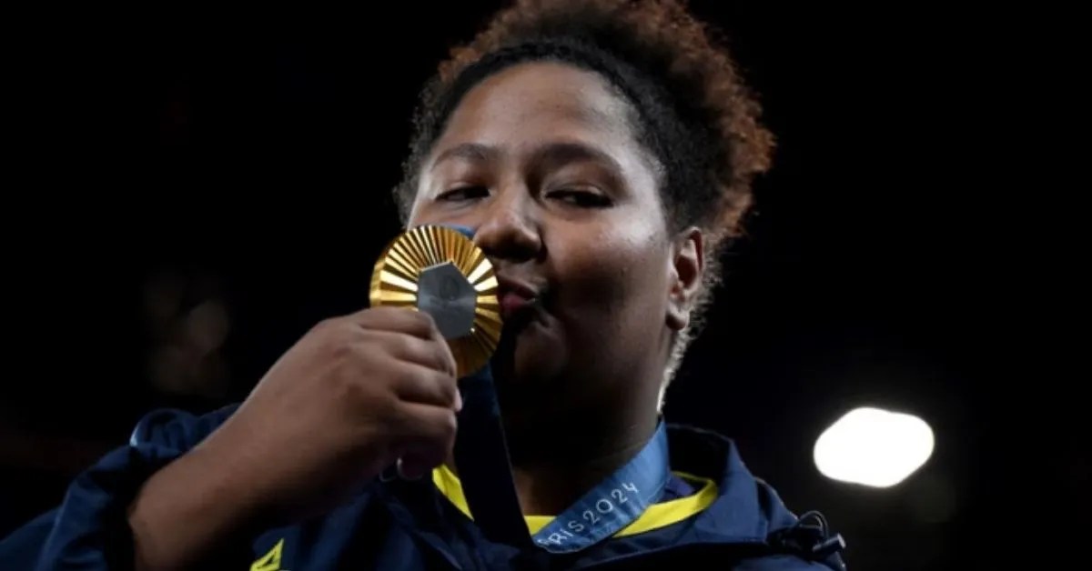 O Salario Surpreendentemente Baixo da Campea Olimpica Bia Souza.webp.jpeg