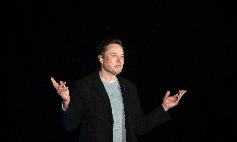 Elon Musk expõe ordens de Moraes contra Nikolas, Monark e Alan Rick 37 1686060996 elon musk pictured in 1000x600 1.jpg