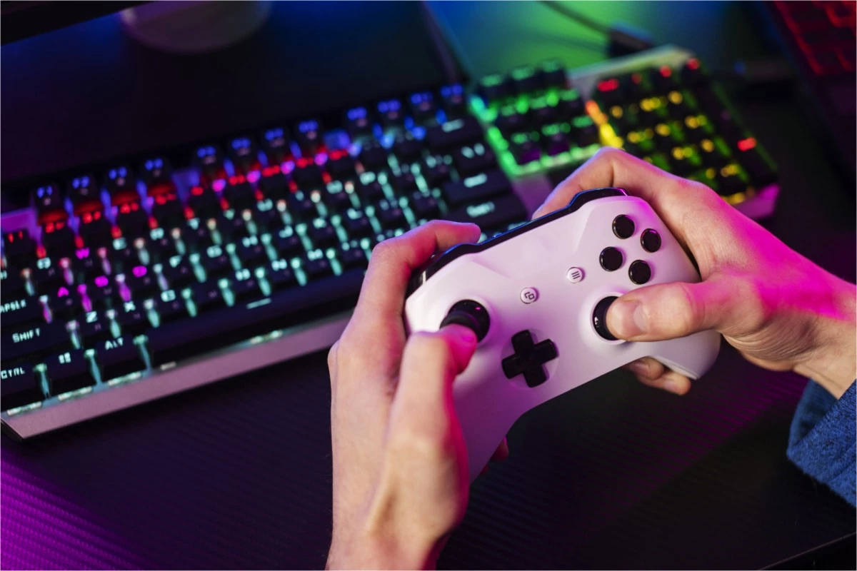 Proibido de jogar na internet, jovem fica revoltado e engole chaves e até faca 31 1News Brasil