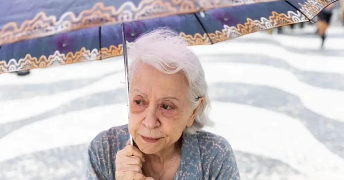 Fernanda Montenegro é dada como morta no INSS, mas informação é refutada e ela toma atitude 31 Fernanda Montenegro e dada como morta no INSS mas informacao.webp.jpeg