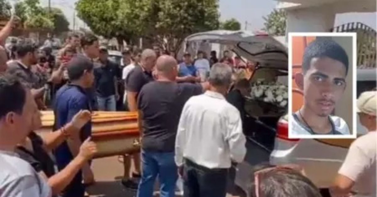 Velório de jovem de 16 anos que morreu após brincadeira dentro de escola em SP é marcado por comoção; vídeo 31 FN+