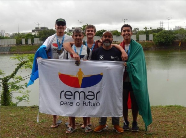 Esta foi a ultima foto da equipe de remo postada