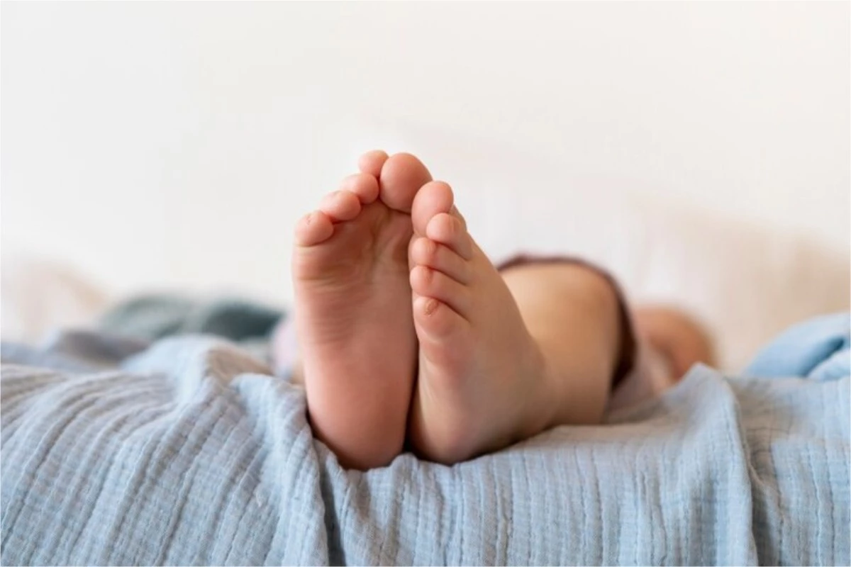 Mãe vende bebê no Facebook, se arrepende e agora está desesperada à procura do filho 31 1News Brasil