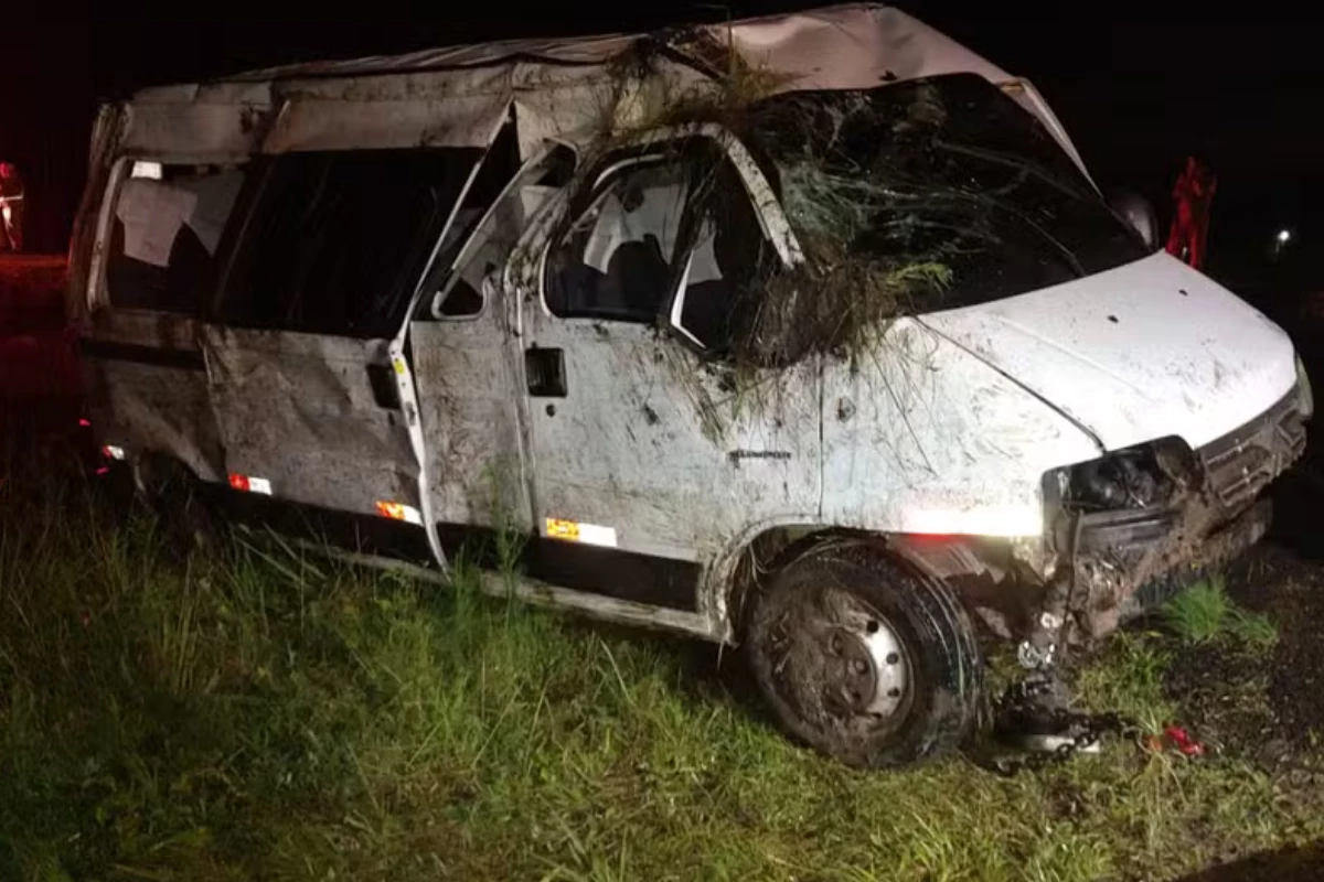 Acidente com banda interrompe viagem e deixa feridos na RSC-287; dois músicos tiveram ferimentos graves 34 1News Brasil