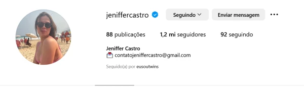 Mulher que recusou ceder assento em aviao para crianca ja
