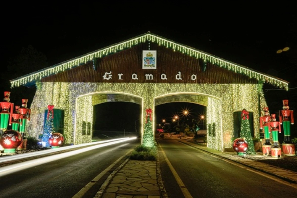 Natal Luz é cancelado após tragédia da queda de aeronave em Gramado 31 1News Brasil