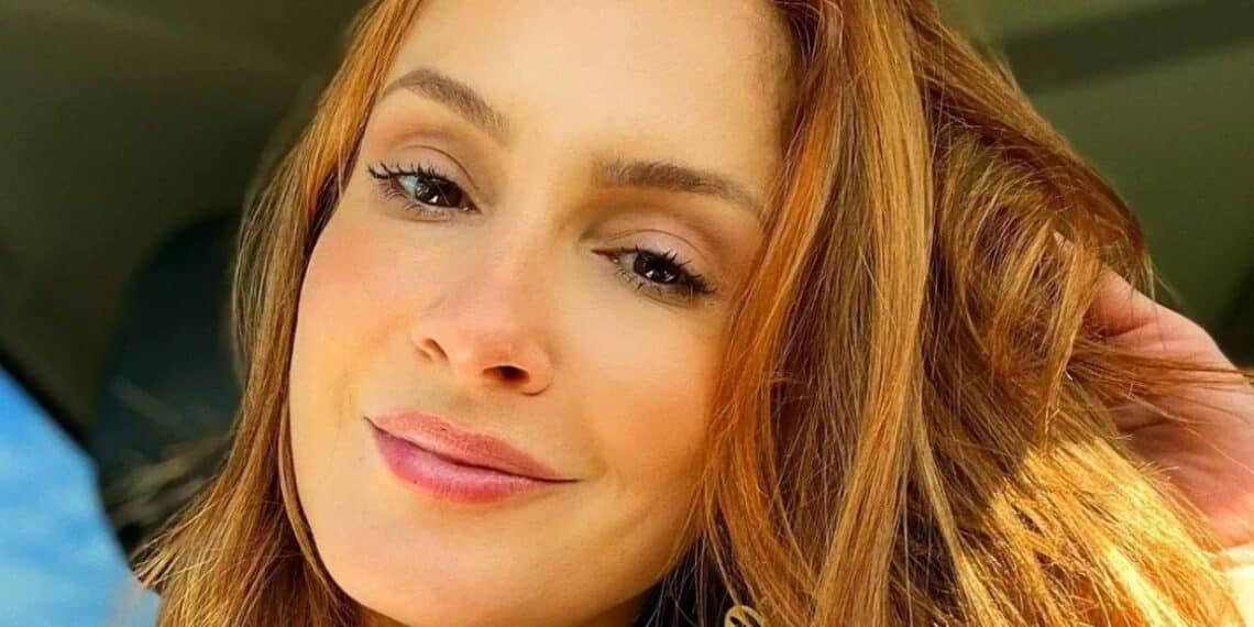 Claudia Leitte emociona fãs ao saudar Jesus novamente após polêmica com a esquerda 31 img 7615.jpeg