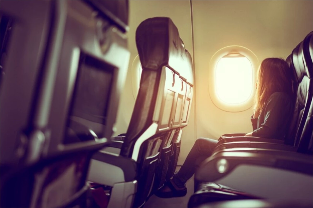 mãe de bebê fica revoltada com passageira em avião e desabafa na web 31 1News Brasil