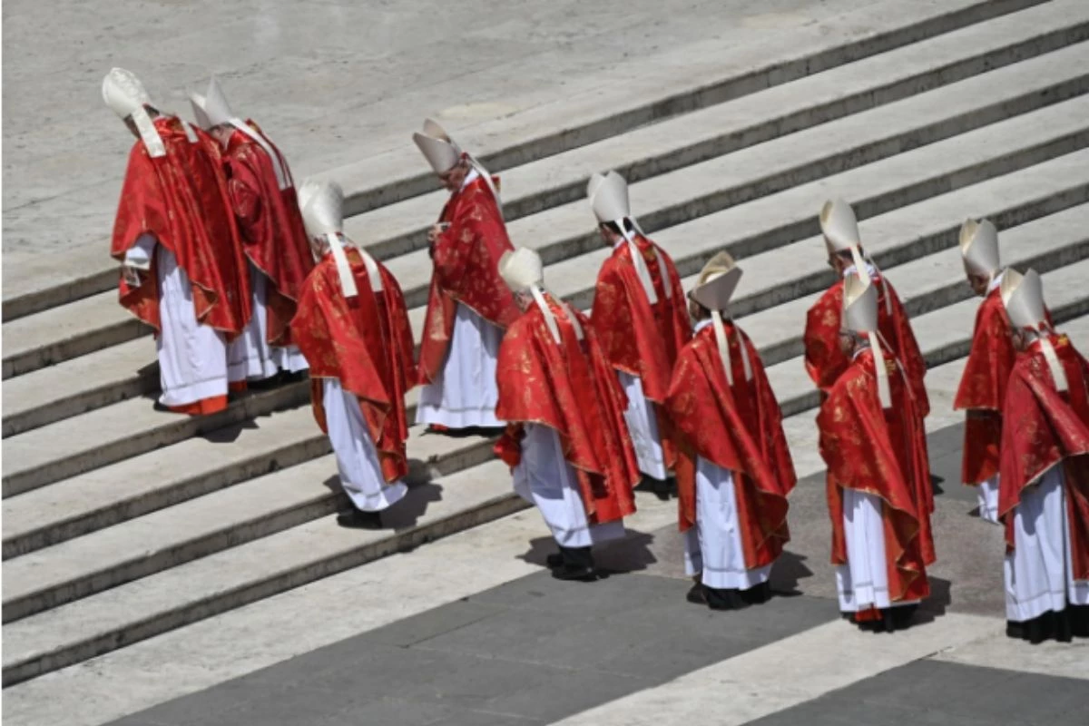 Conclave papal tem início em 7 de Maio para escolha do novo líder da Igreja Católica 31 1News Brasil