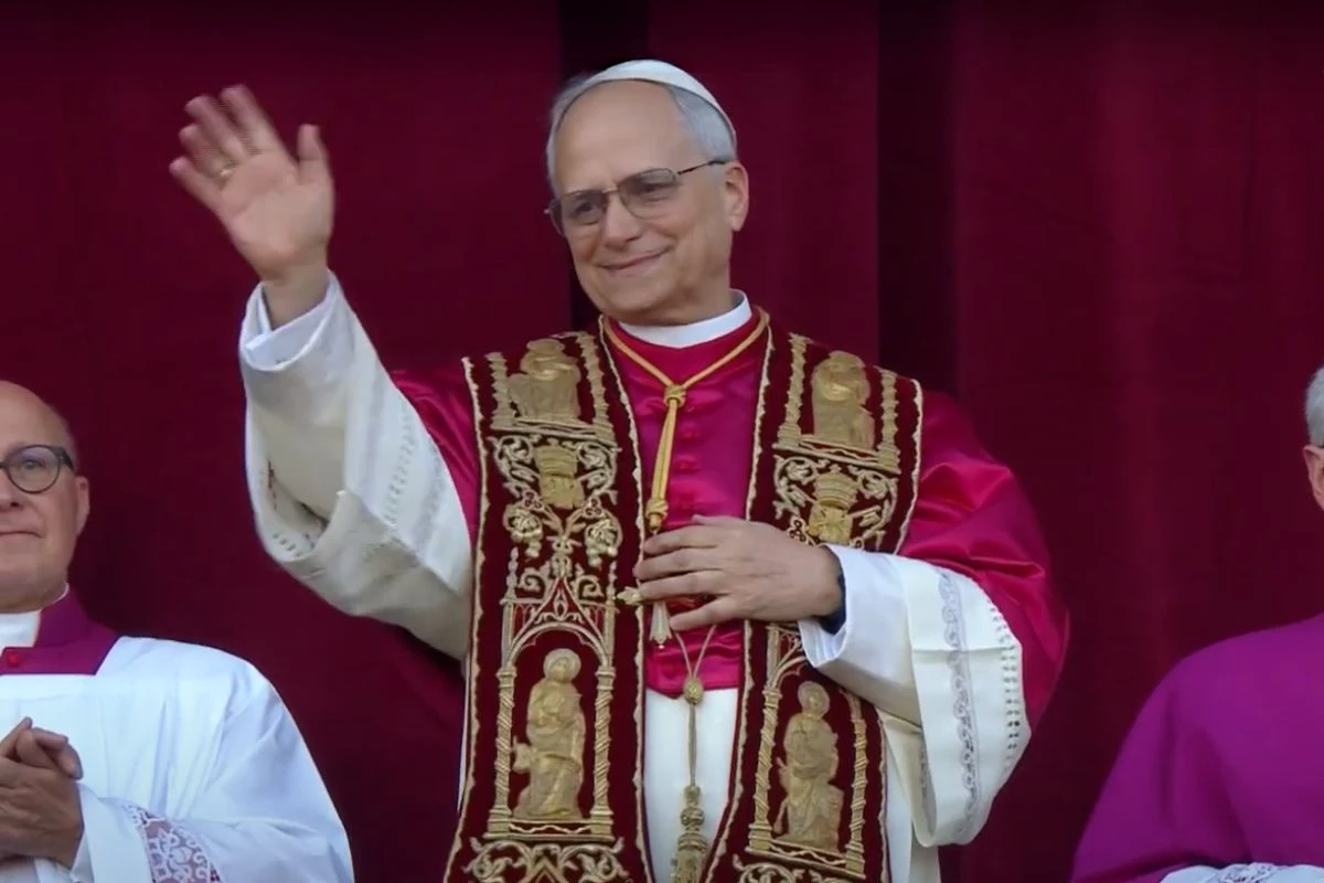 Conservador ou progressista? Papa Leão XVI tem perfil acolhedor e já criticou Trump 31 1News Brasil