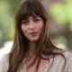 Em Cannes Dakota Johnson fala sobre produzir filmes Queria.webp