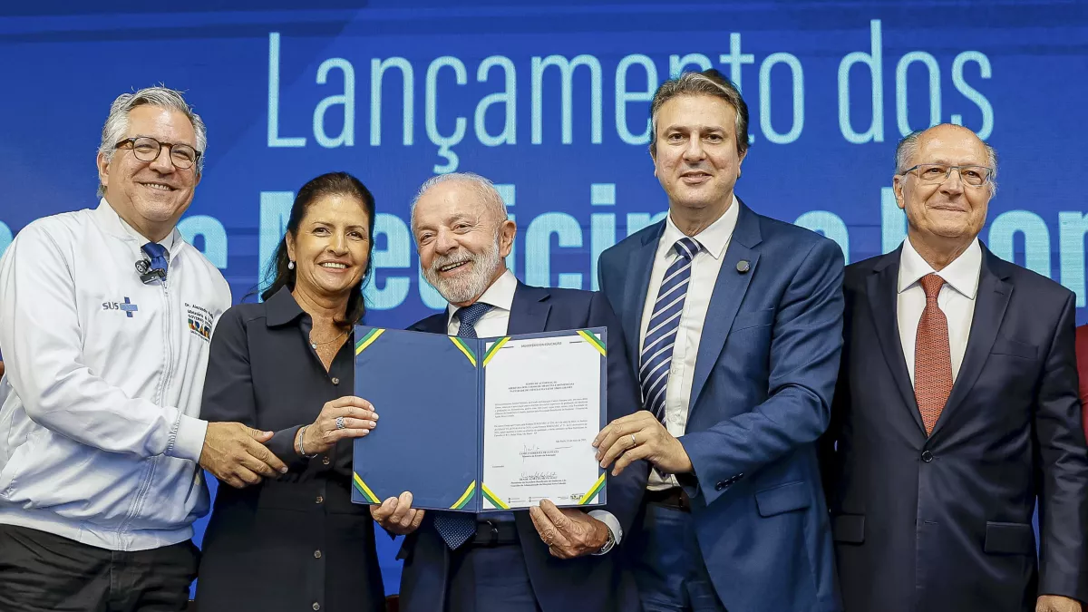 Lula participa de lancamento do curso de medicina do.webp