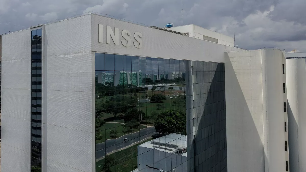 Mais de 18 milhao denunciam ao INSS descontos ilegais.webp