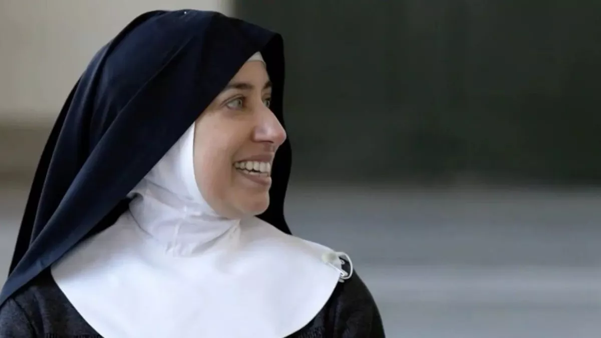Quem e Aline Ghammachi a brasileira bonita demais para.webp