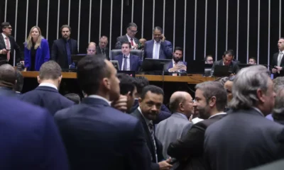 Veja como votou cada parlamentar no projeto que aumenta.webp