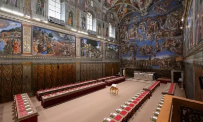 Veja imagens da Capela Sistina pronta para eleicao do papa.webp