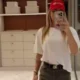 Virginia mostra detalhes de closet luxuoso.webp