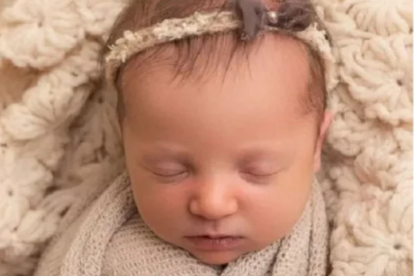 bebe quebra recorde e emociona o mundo