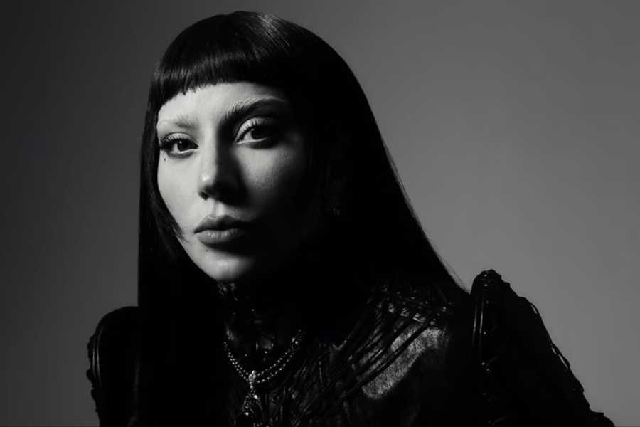 Fãs de Lady Gaga são assaltados em frente ao hotel da cantora no Rio 31 lady gaga.jpg