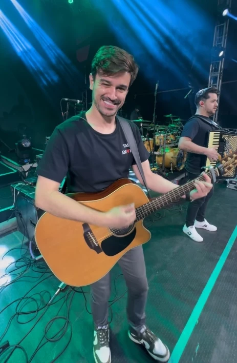 morre aos 31 anos querido musico sertanejo em acidente em