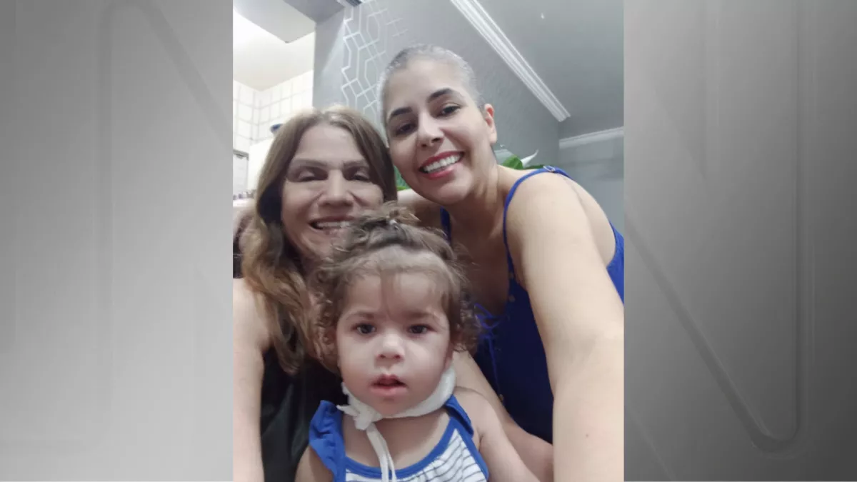 veja o que se sabe sobre familia encontrada morta em.webp