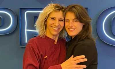 Alessandra Maestrini posta foto rara beijando namorada 26 anos.webp