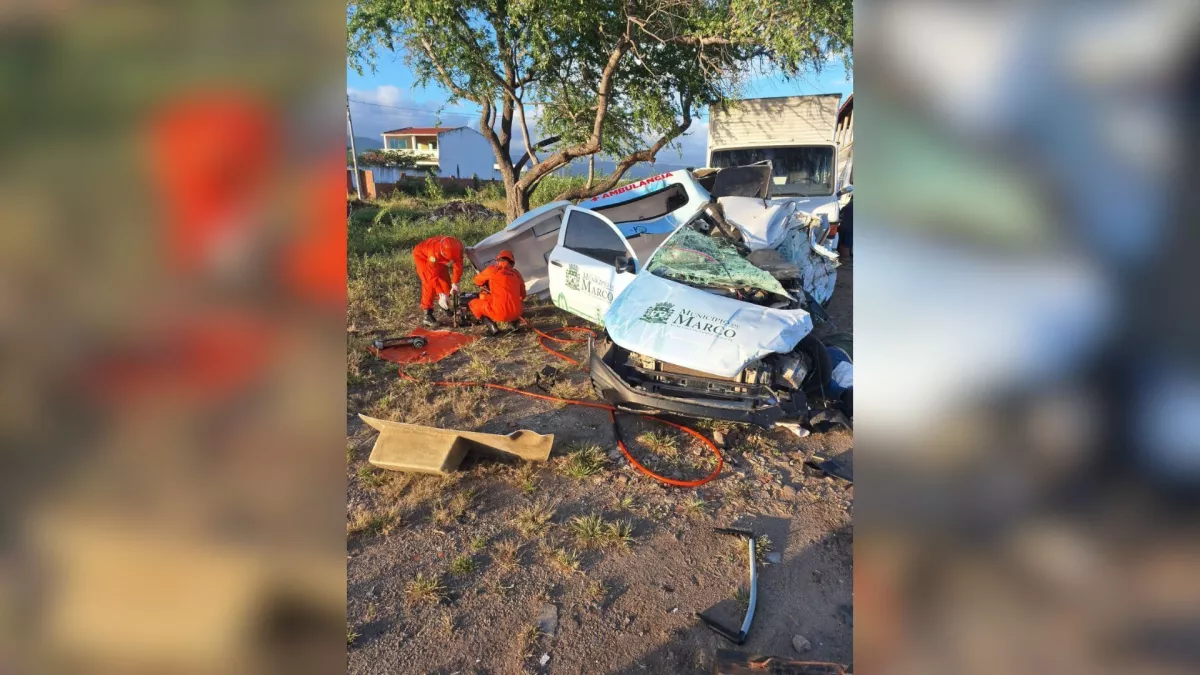 Colisao entre ambulancia e caminhao deixa quatro mortos no.webp