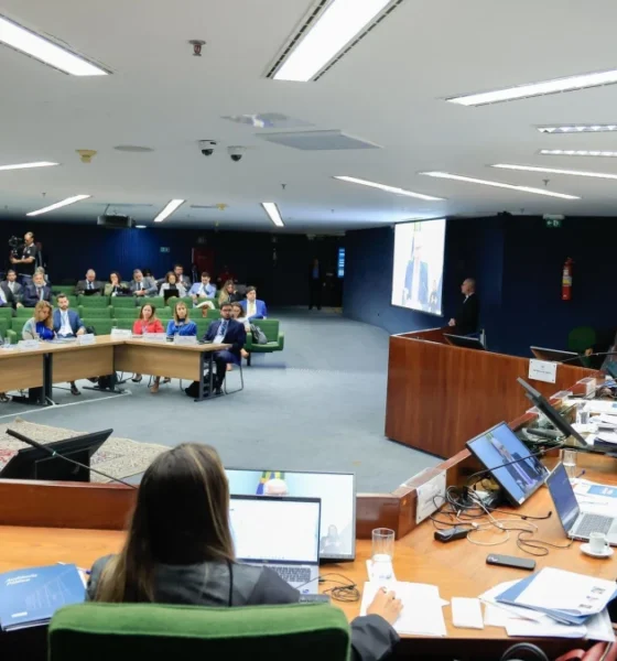 Falta de transparencia de emendas e criticada durante audiencia.webp
