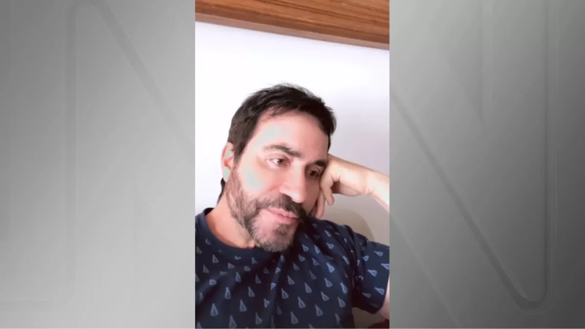 Funcionario de estabelecimento processa Padre Fabio de Melo apos.webp