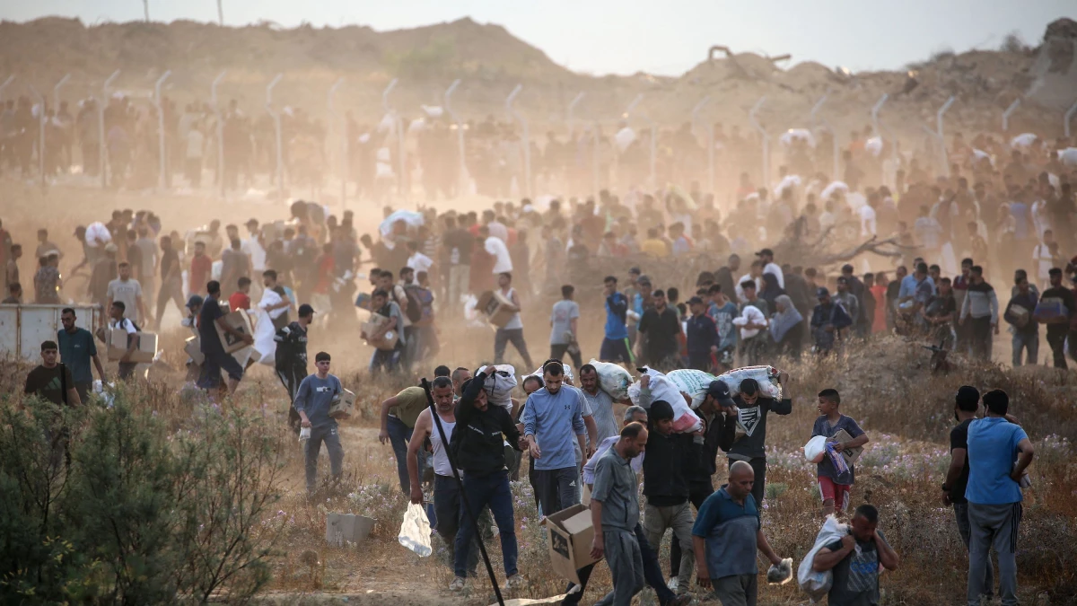 Israel ordena retirada no norte de Gaza em meio.webp