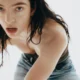 Lorde aborda transtorno alimentar em 1o album em 4 anos.webp
