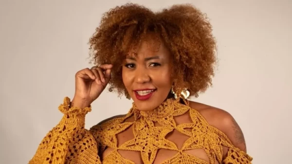 Morre querida cantora que estava internada nota de pesar e