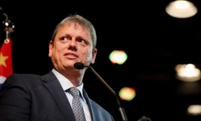 Tarcisio confirma presenca em protesto convocado por Bolsonaro em.webp
