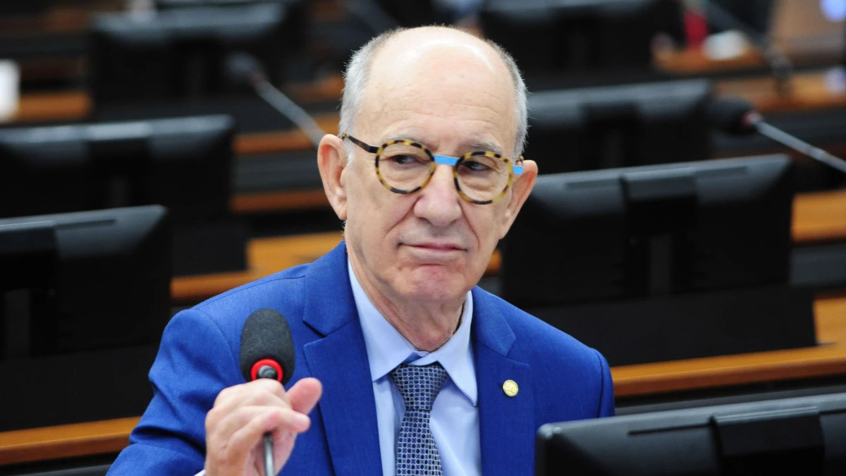 Teclei errado diz Rui Falcao sobre voto favoravel a.webp