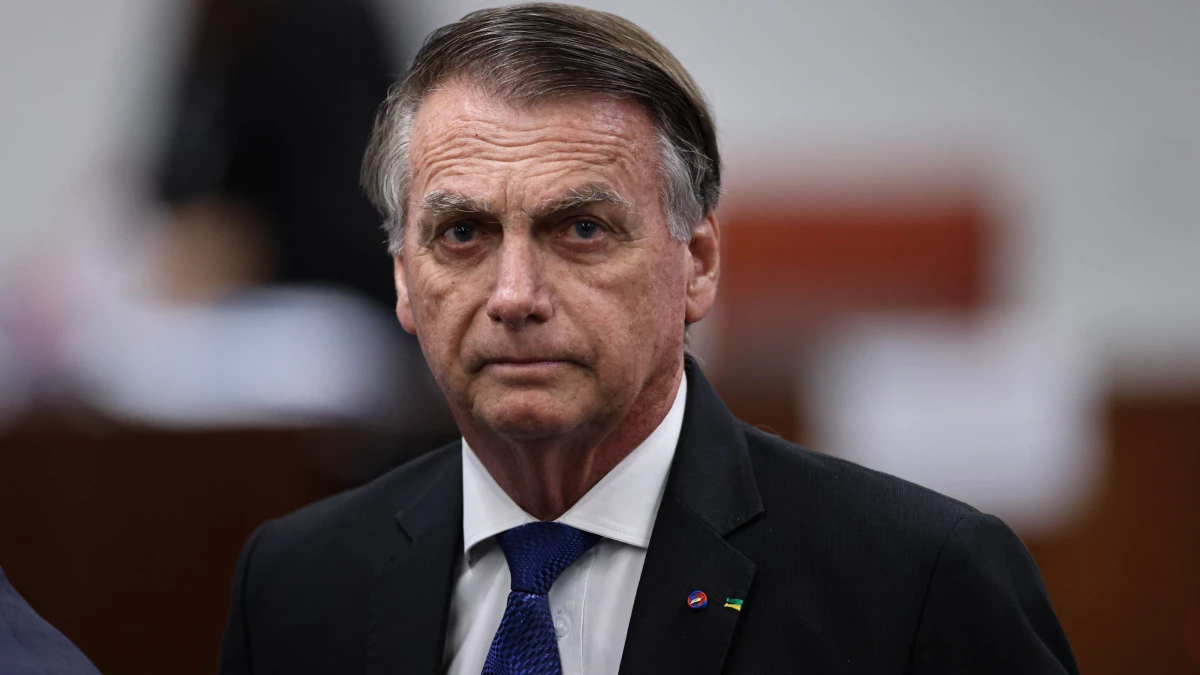 46 identificam Bolsonaro como principal representante da direita.webp