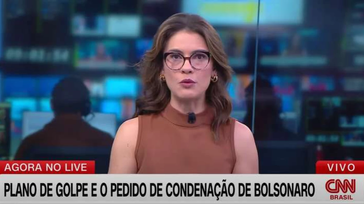Elisa Veeck ex Chiquititas e ancora da CNN chama Bolsonaro.webp