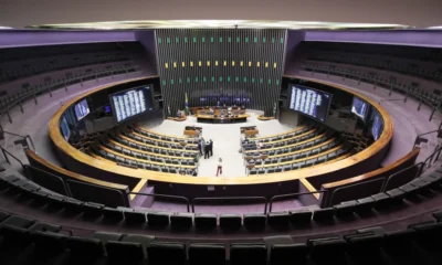 Governistas veem pontape em projeto para avancar na revisao.webp
