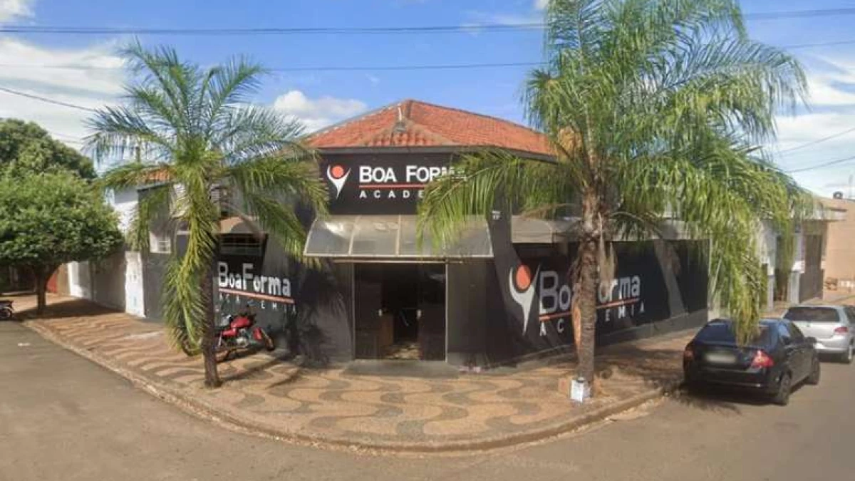 Personal trainer desmaia apos ser golpeado na cabeca com.webp