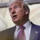 Projeto de corte de impostos e gastos de Trump.webp