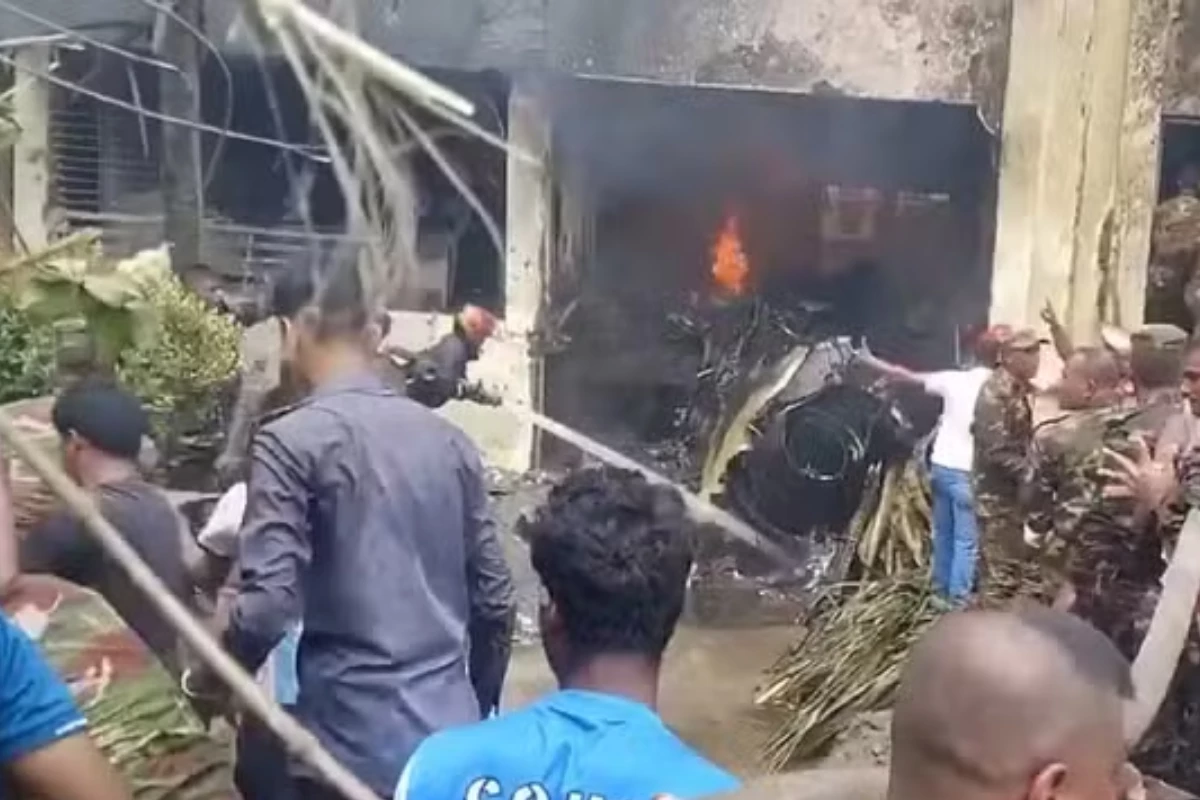 Tragédia: avião cai em escola e tira a vida de pelo menos 19 pessoas; mais de 50 estão com queimaduras graves 31 1News Brasil